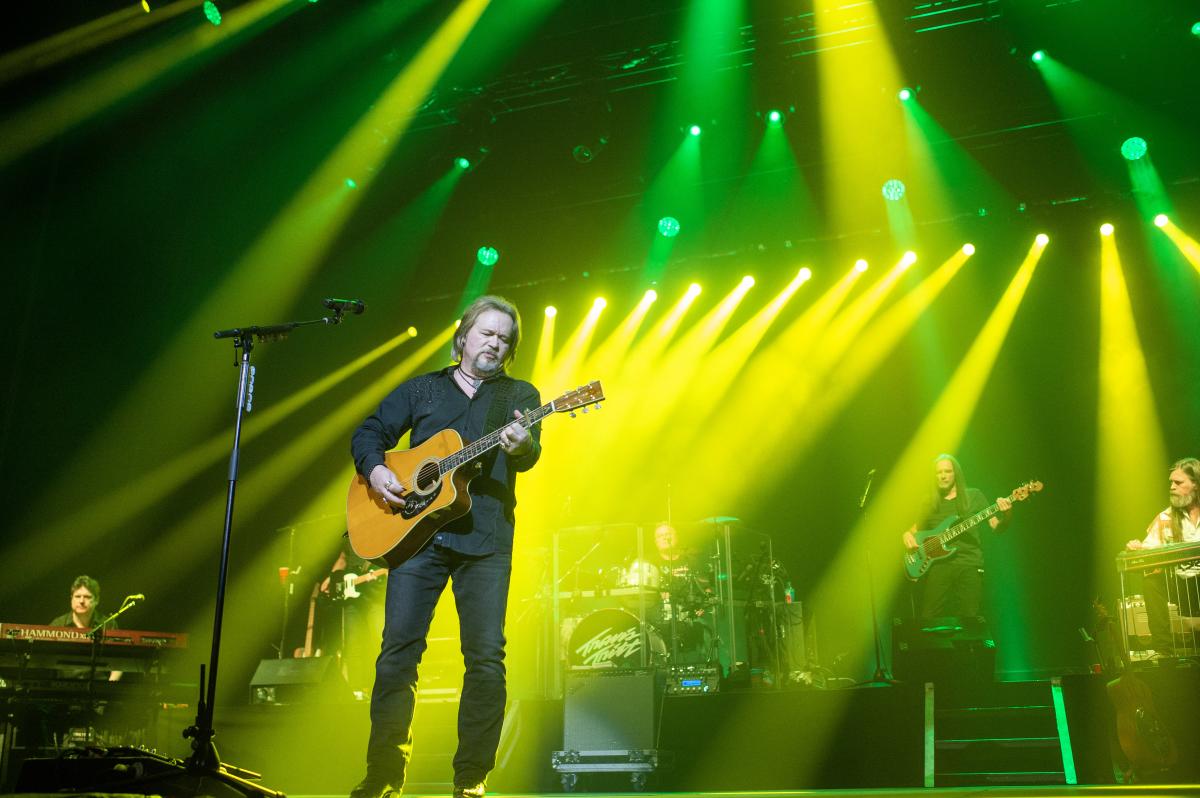 Travis Tritt live at the Mayo Civic Center, a highlight of Rochester's concert scene.