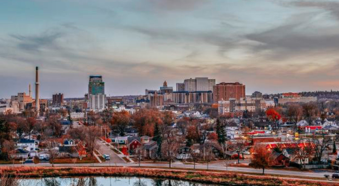 A Guide to Thanksgiving Weekend in Rochester: From Turkey Trots to Santa’s Arrival